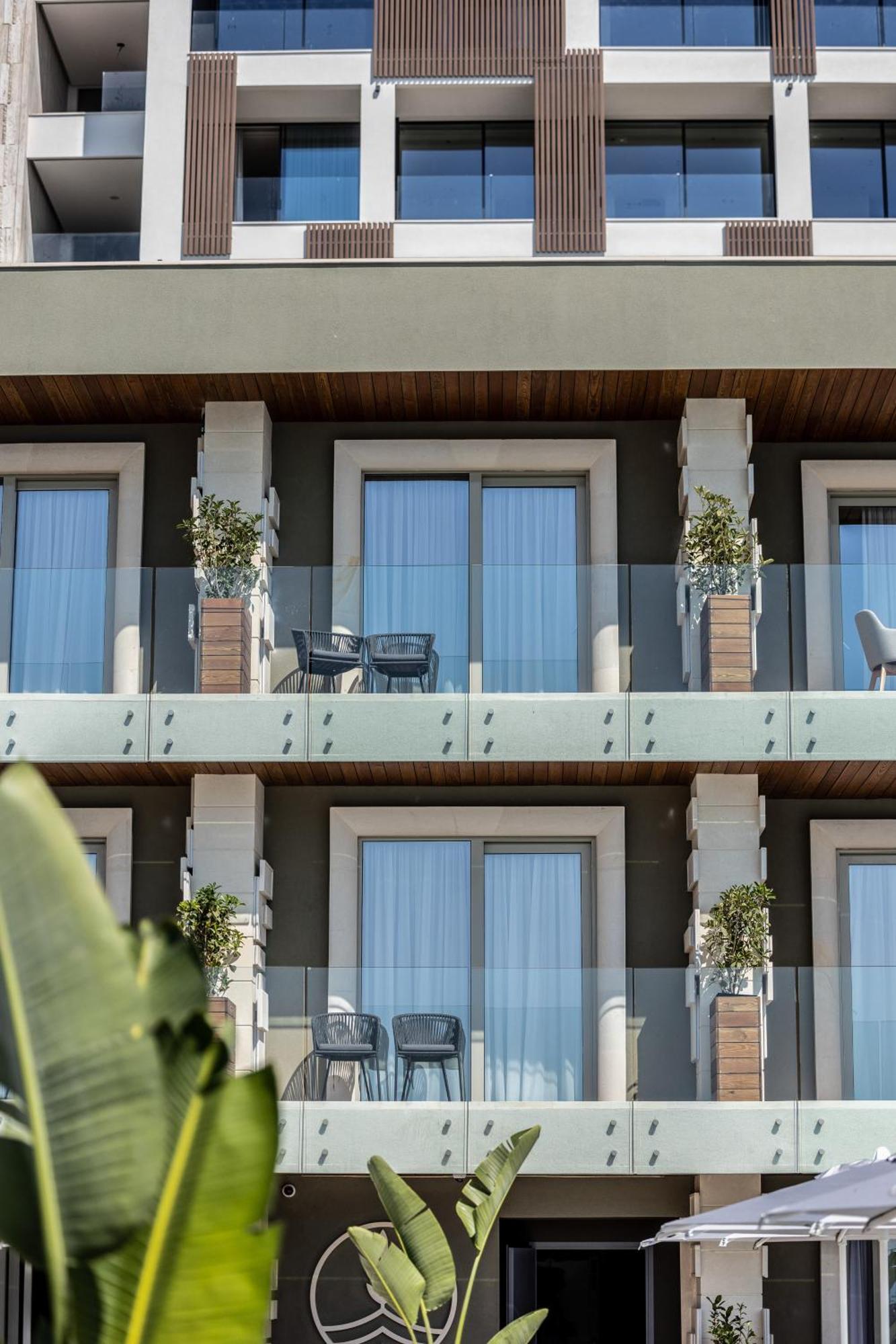 Hotel Vlora Priam, Affiliated By Melia Exterior foto